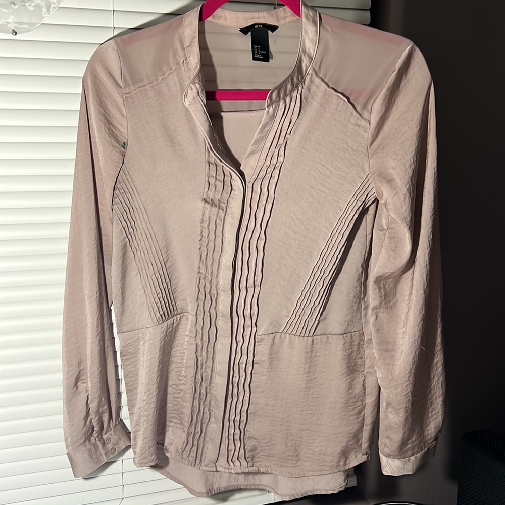 H & M long sleeve blouse